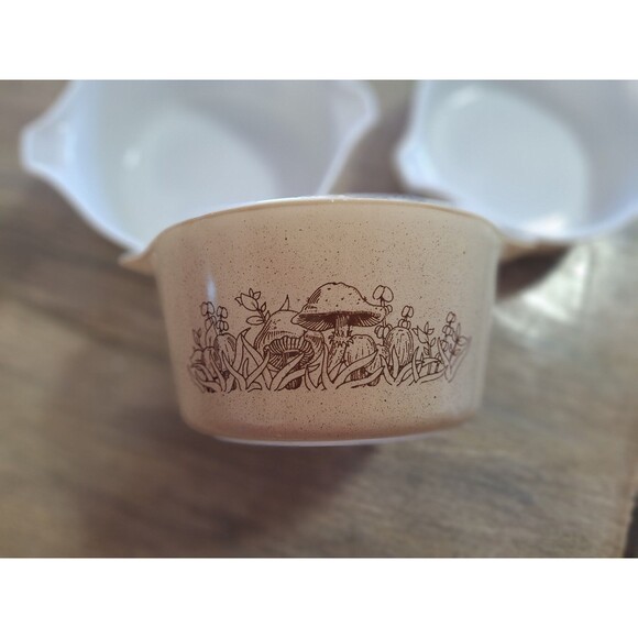 Pyrex Forest Fancies Mushroom Casserole Dish Set 471b, 472b, 473b With 1 Lid - Picture 1 of 10